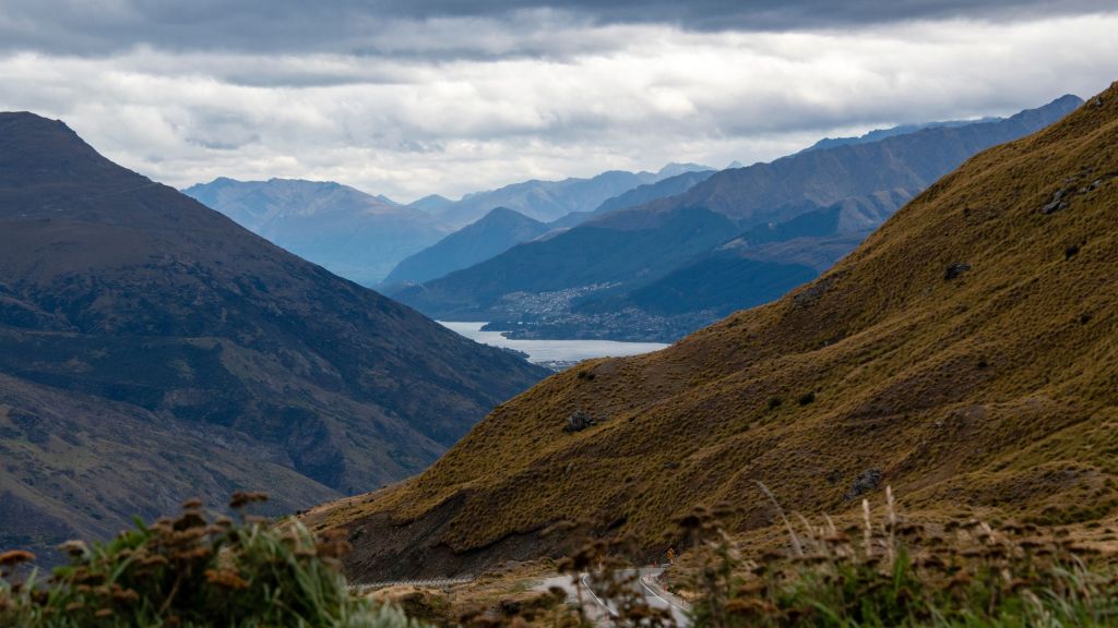 crown range