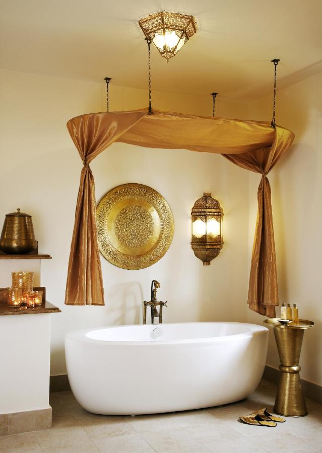 where to stay in zanzibar