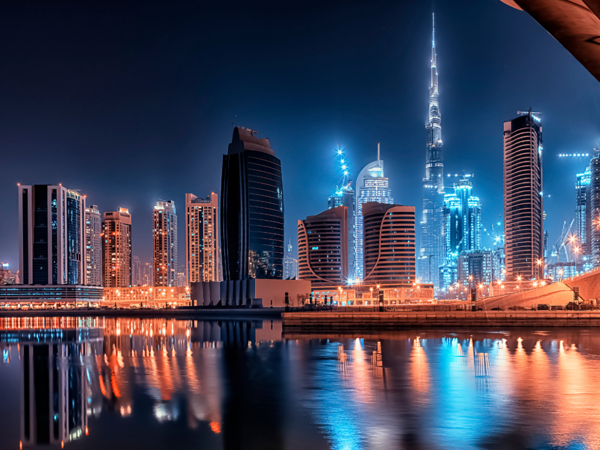Moving to Dubai: The Ultimate Guide