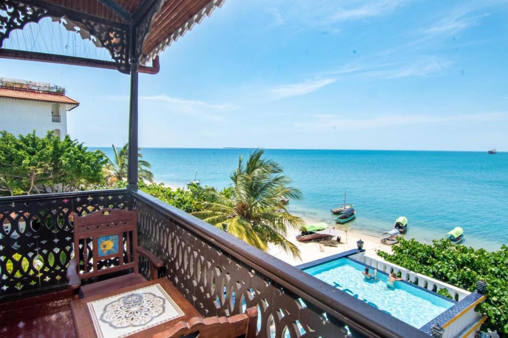 where to stay in zanzibar
